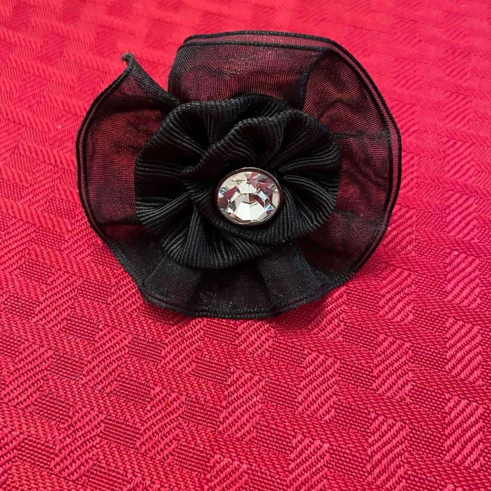 Betsey Johnson ring - Picture 5 of 8